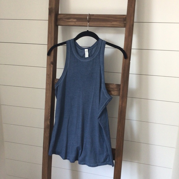 Lululemon Tie Back Tank - Picture 1 of 4